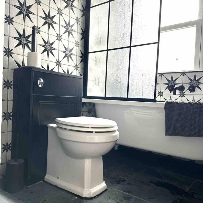 Stunning 2 Bedroom Flat Camden Londyn Zewnętrze zdjęcie